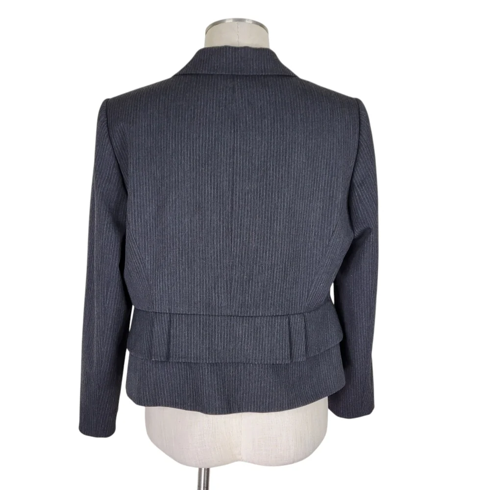 Tahari ASL Blazer Size 14P Black Gray Pinstripe Peplum 2 Button Notch Collar
